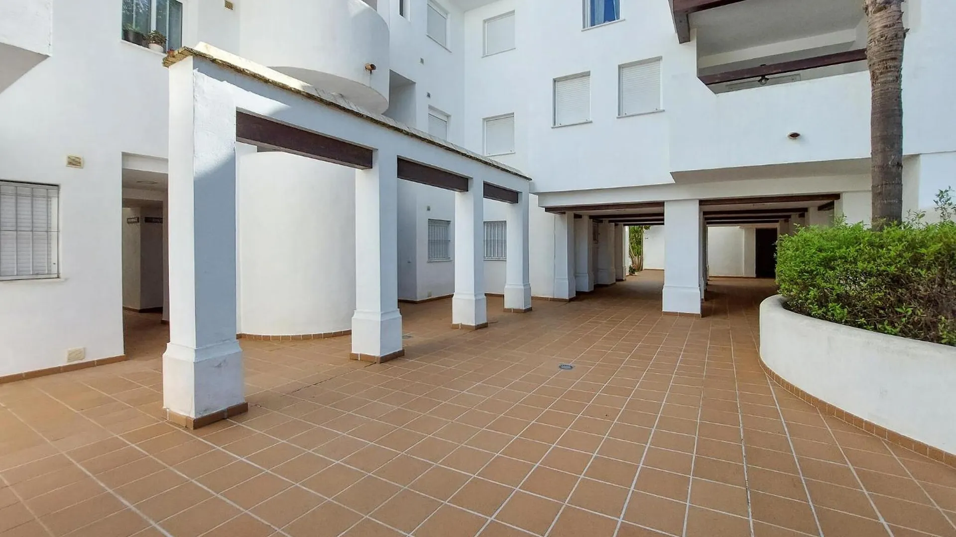 Gorgeous Apartment In Rota With Wifi