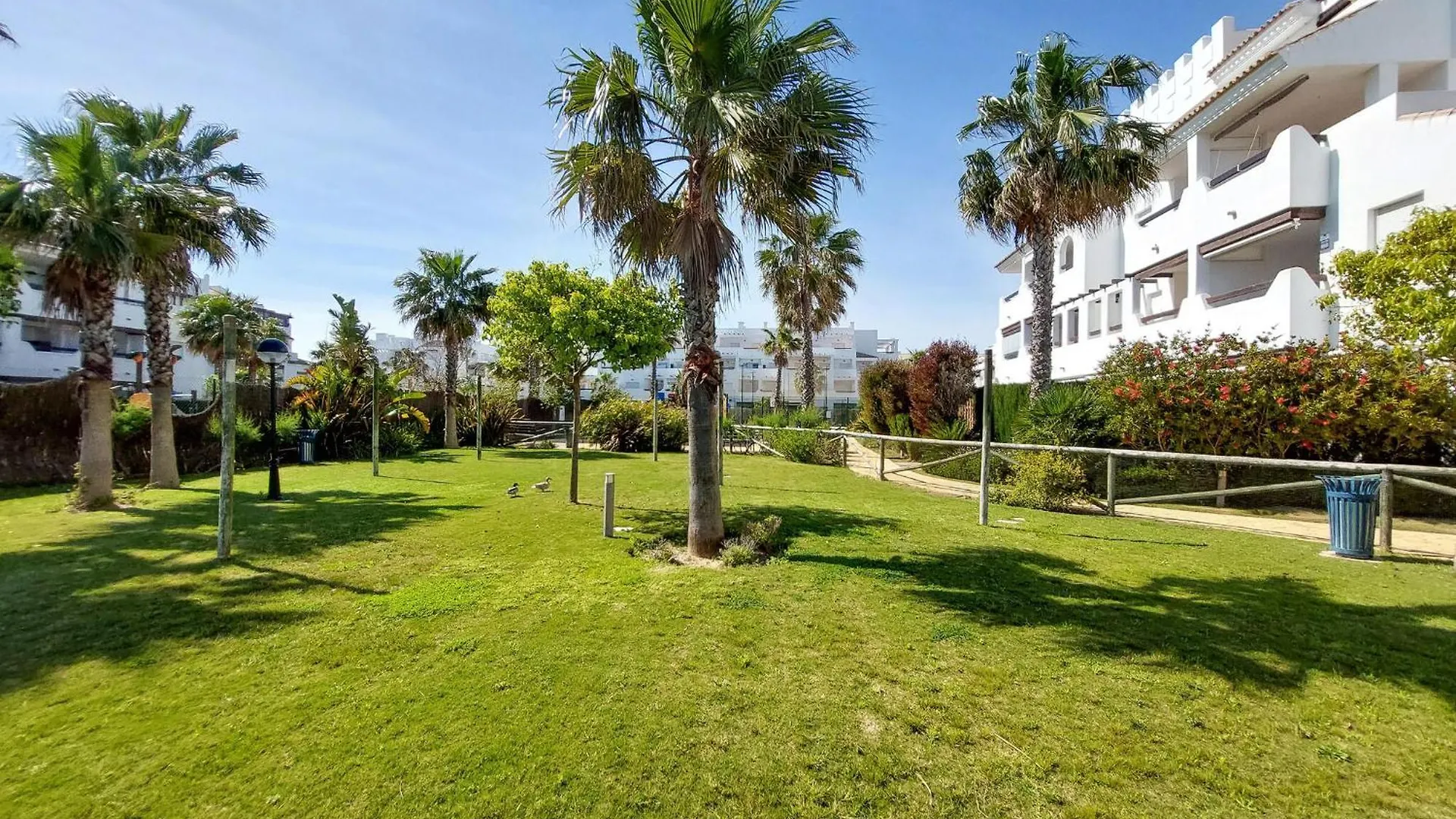 Gorgeous Apartment In Rota With Wifi