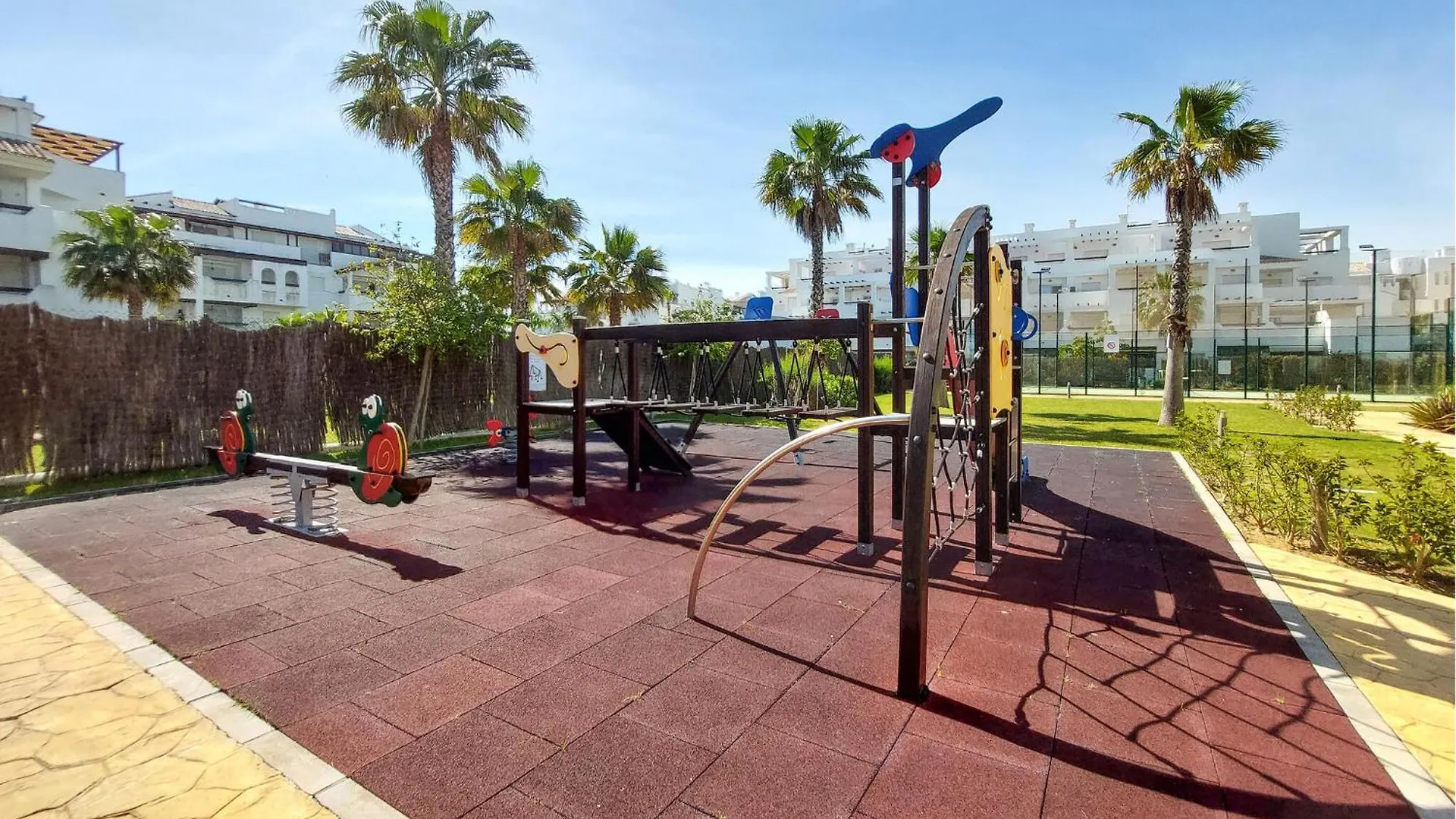 Gorgeous Apartment In Rota With Wifi