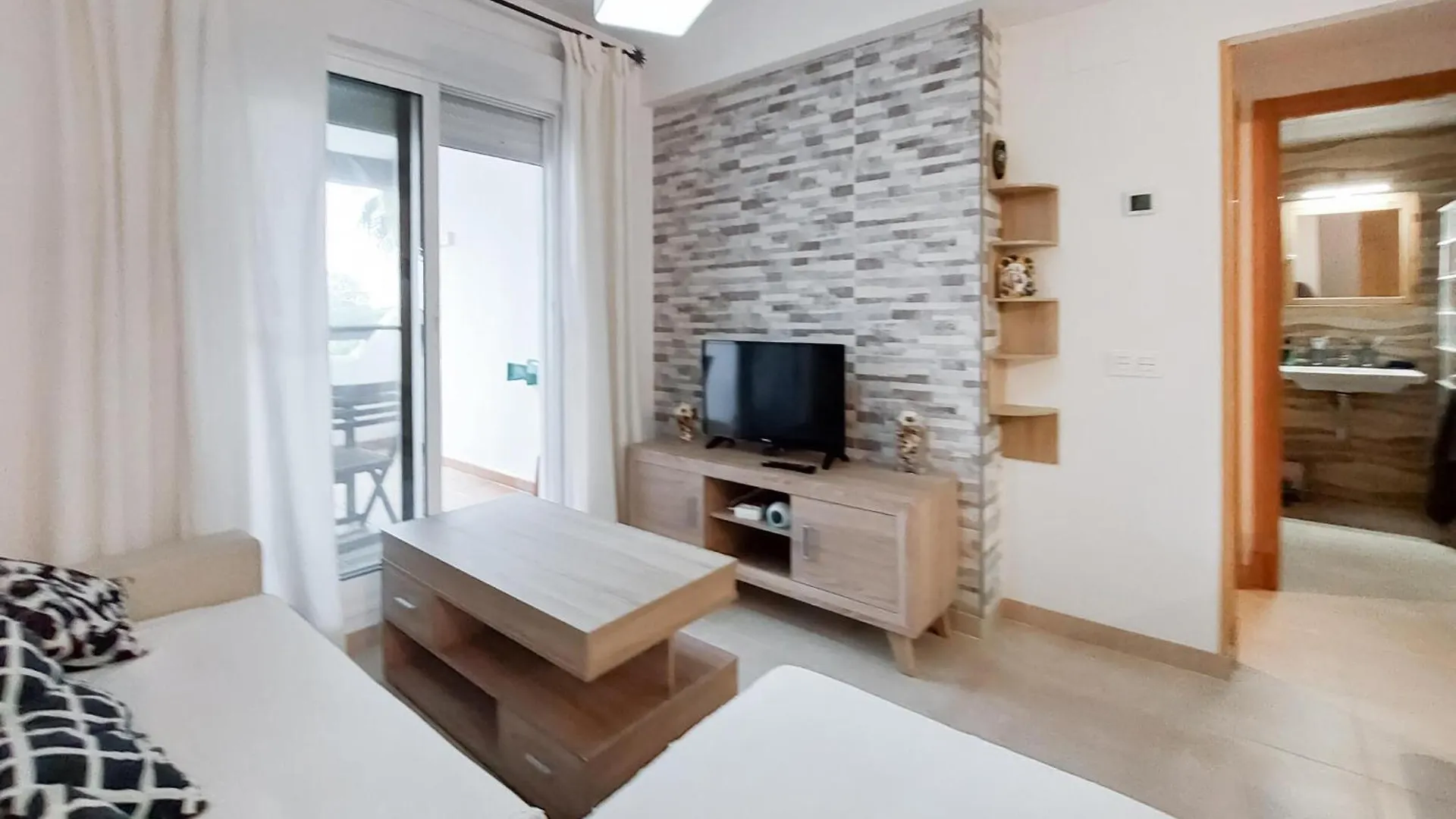 Gorgeous Apartment In Rota With Wifi